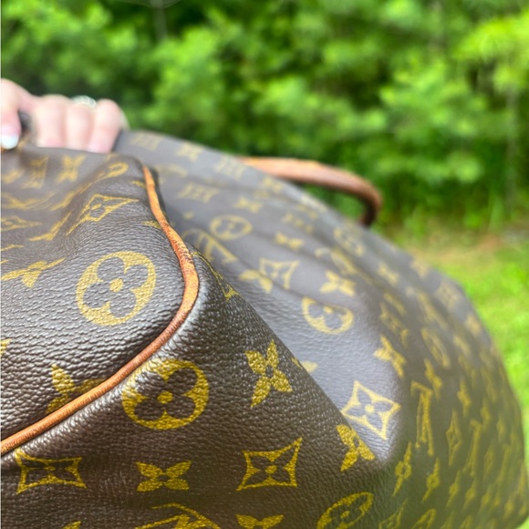 Louis Vuitton Brown Monogram Travel Bag - Picture 9 of 14